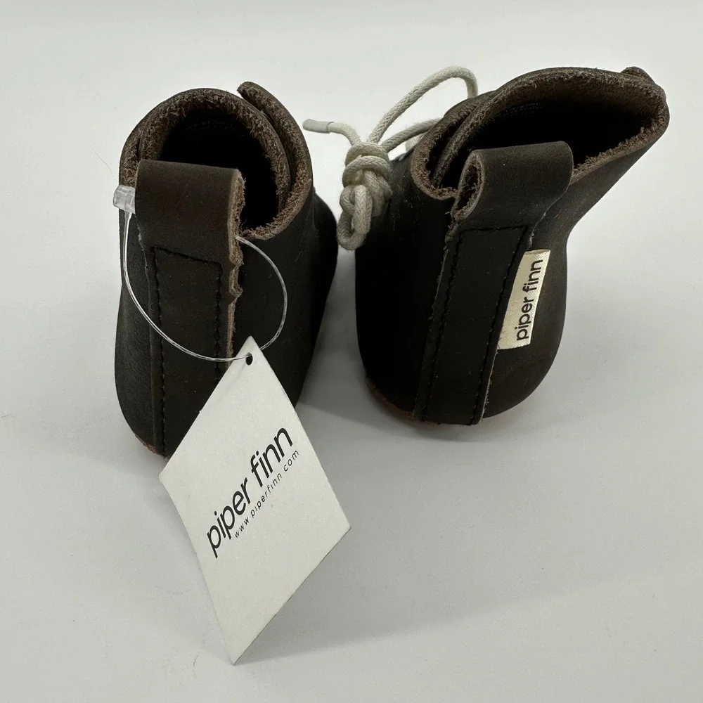 Piper Finn High Top Oxford Baby Shoes Hamilton Dark Brown Leather NWOT Size 2